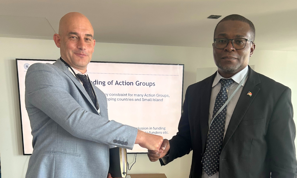 Commonwealth Secretariat's Head of Oceans and Hon Flavien Joubert, Minister for Agriculture, Climate Change and Environment of Seychelles